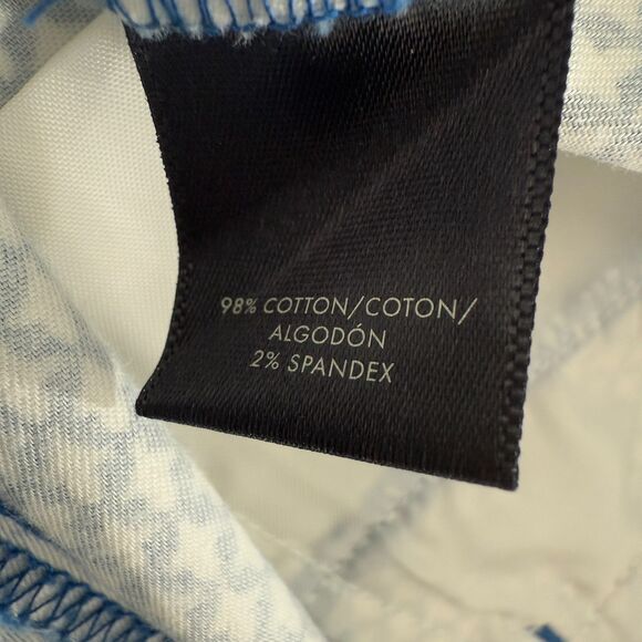 Ann Taylor Women's Devin Fit Bermuda Shorts Blue White Print Size 6 - Picture 4 of 10